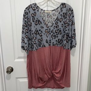 Entro Leopard Stipe Short Sleeve V-Neck Plus Size Shirt